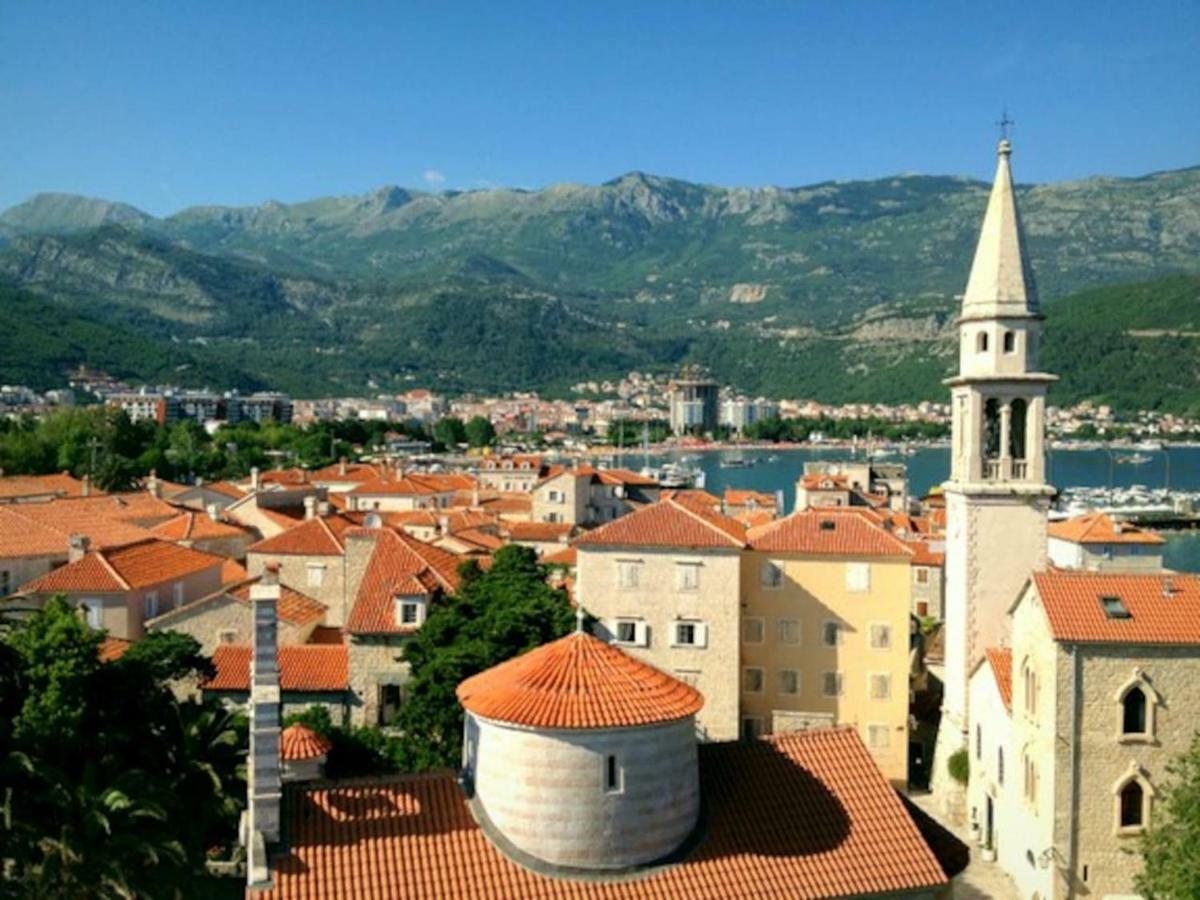 Lordor Apartment Budva Eksteriør bilde